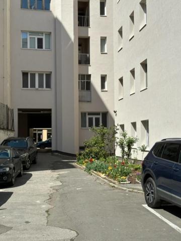 Sunny House One Apartment Братислава Екстериор снимка