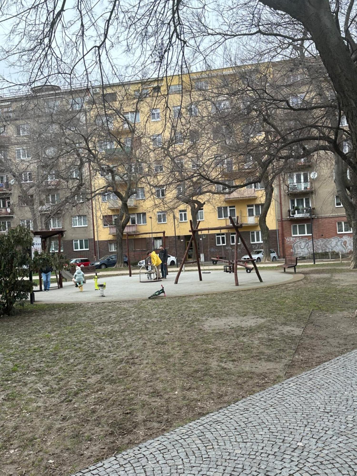 Sunny House One Apartment Братислава Екстериор снимка